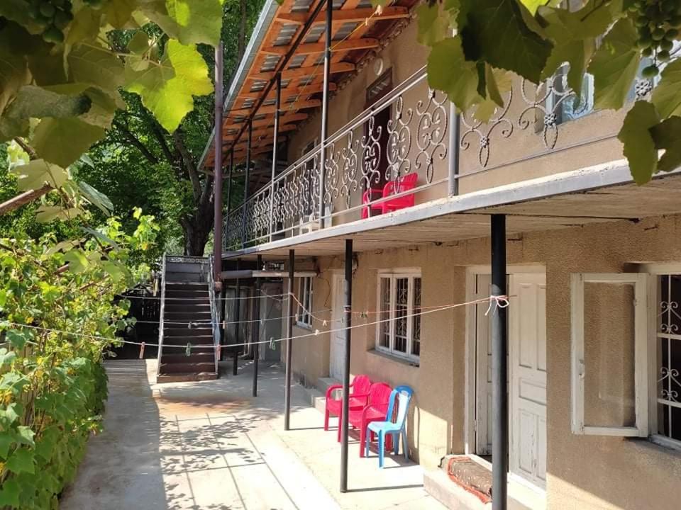 Family House In Racha, Oniアパートメント エクステリア 写真